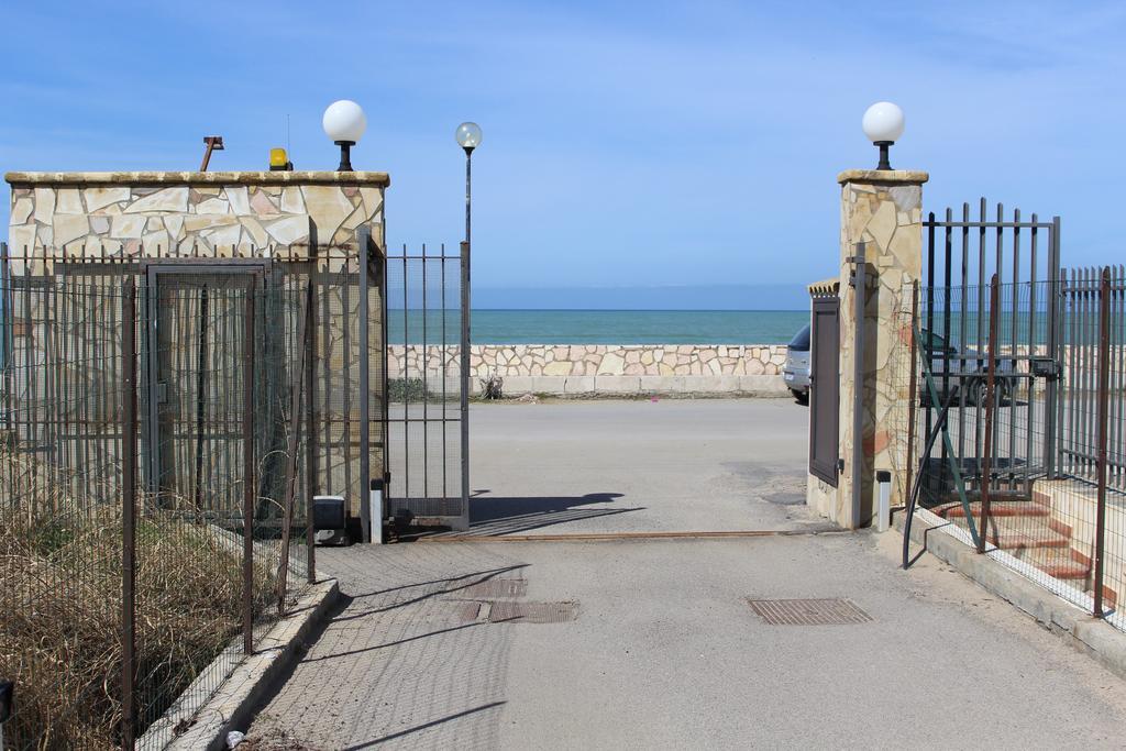 Casa Vacanze Roccella Beach Campofelice Di Roccella Exterior foto