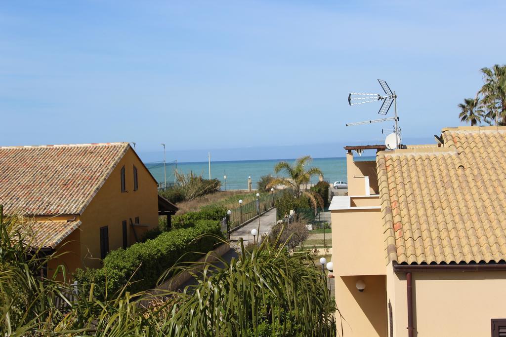 Casa Vacanze Roccella Beach Campofelice Di Roccella Exterior foto